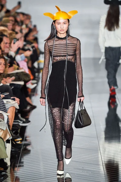Look 41